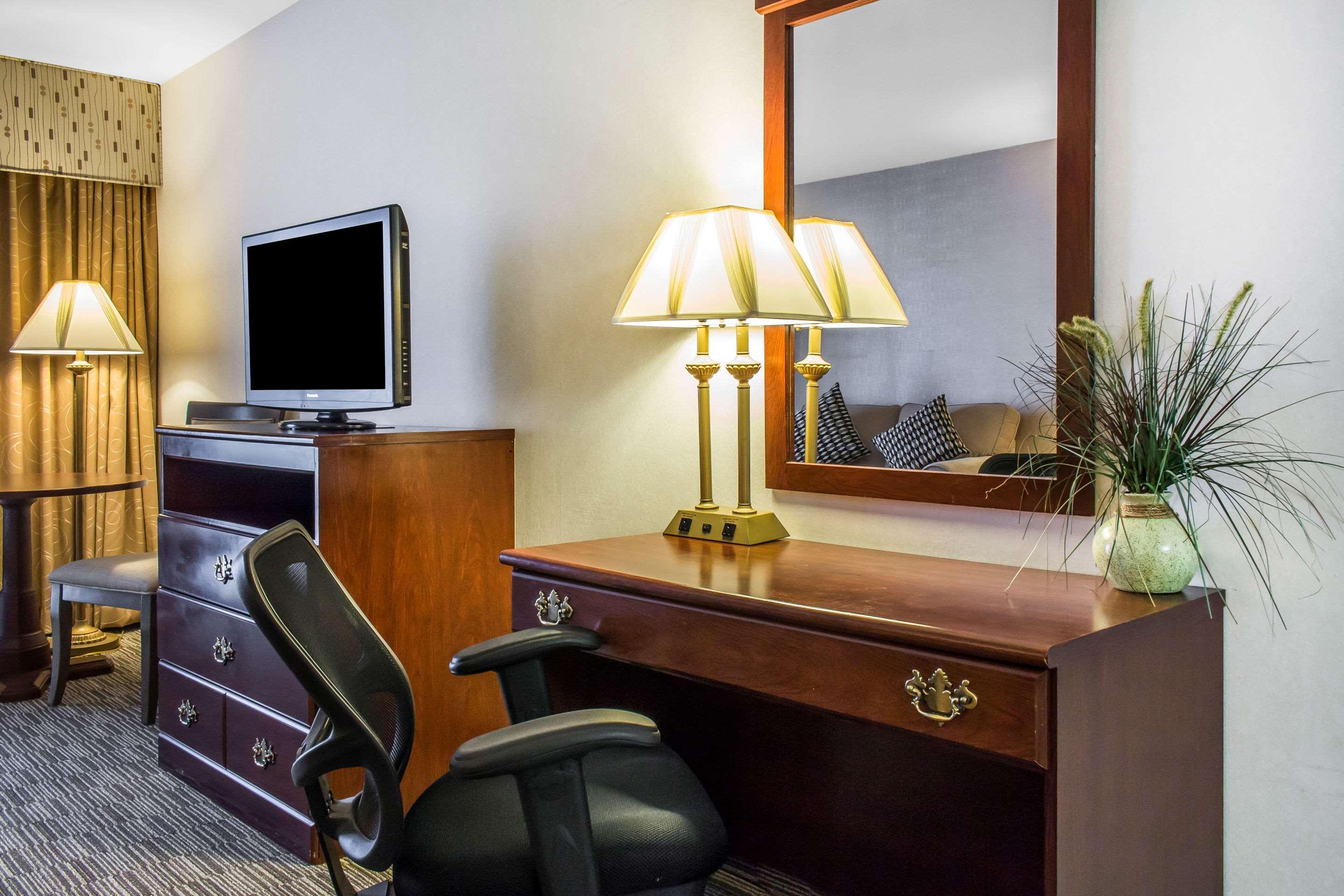 Clarion Hotel Philadelphia International Airport Essington Buitenkant foto